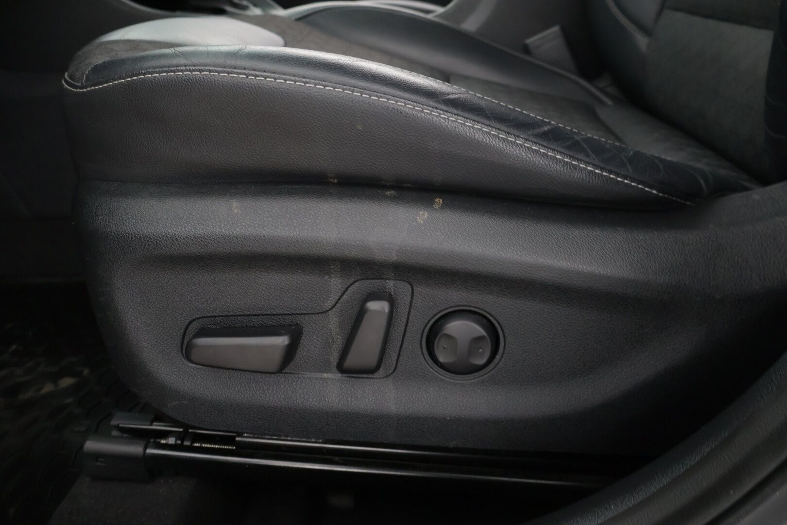 Kia Niro 2020 1,6 GDI Hybrid EX DCT *ACC / Peruutuskamera / Lohko + sisä / Lämpöratti*