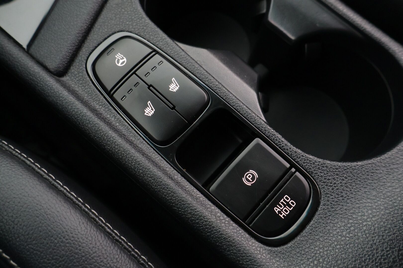 Kia Niro 2020 1,6 GDI Hybrid EX DCT *ACC / Peruutuskamera / Lohko + sisä / Lämpöratti*