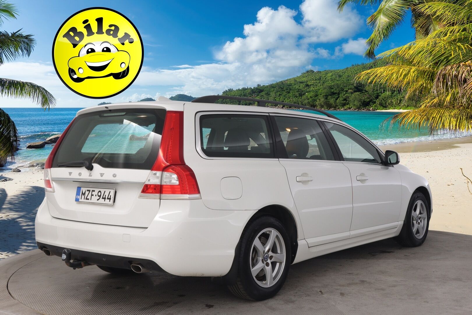 Volvo V70 2016 D4 Classic aut - Webasto | Vetokoukku | ACC | Lohko&sisäpistoke | 2X renkaat&alumiinivanteet | Jakohina tehty juuri