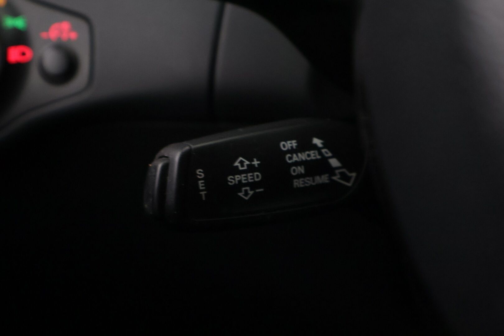 Audi A4 2013 Avant 2,0 TFSI Flex fuel - *MYYDÄÄN HUUTOKAUPAT.COM* */ Panorama / Sport-penkit / Vakkari / 2x renkaat /*