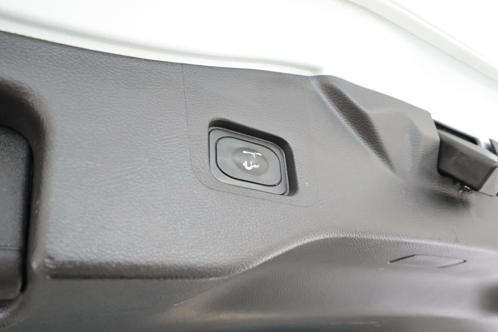 Ford Mondeo 2022 2,0 TDCi EcoBlue 190hv A8 AWD EDITION Wagon * Webasto / Koukku / ACC / Dynamic-LED / P.kamera / Navi / Kaistavahti * - 1-om Suomi-auto / Kahdet renkaat / Merkkihuollettu!