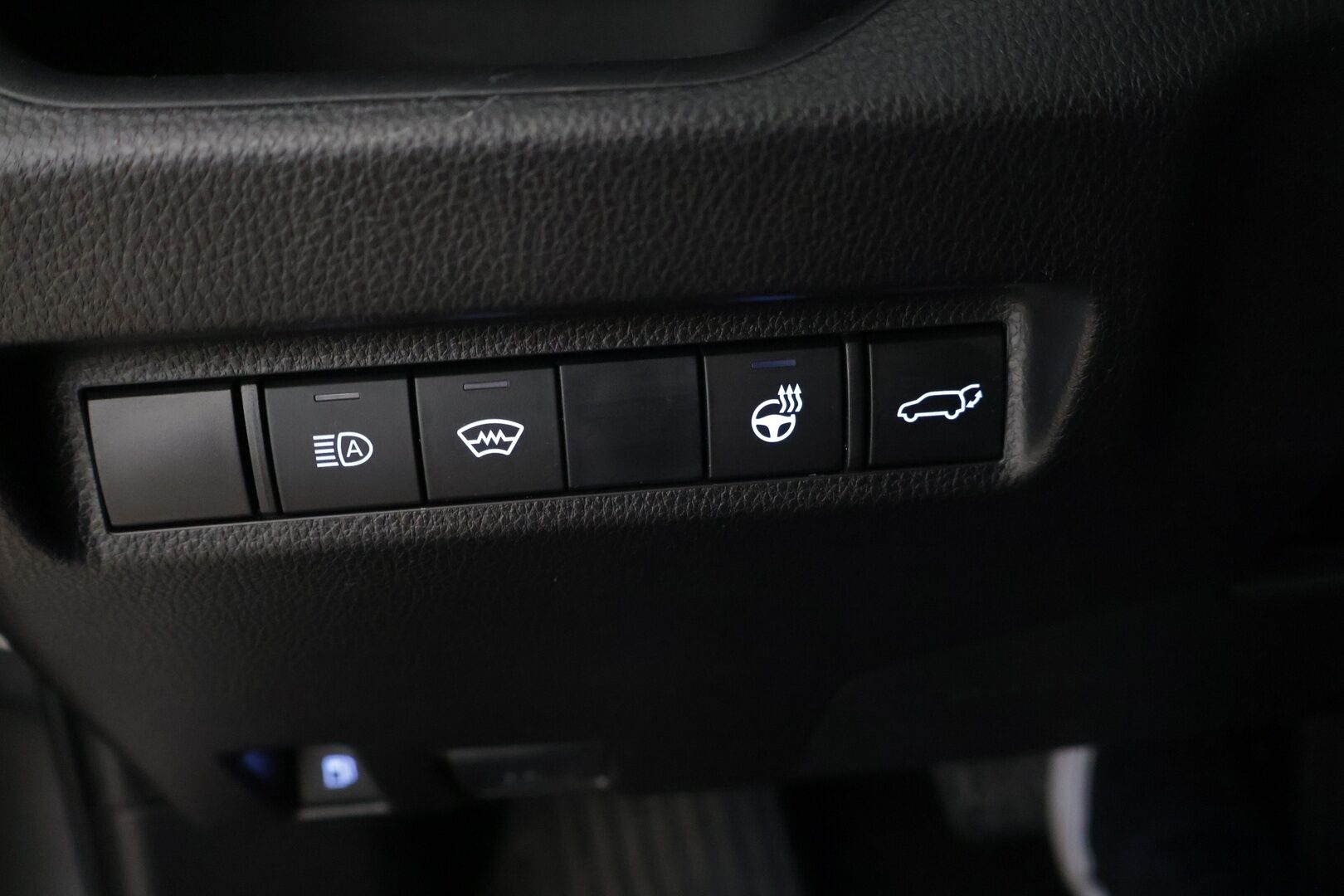 Toyota RAV4 2022 2,5 Hybrid Active Edition - 3,99 % KORKOTARJOUS TÄHÄN AUTOON - * ACC / Apple Car Play & Android Auto / Vetokoukku / Lohko+Sisä / Merkkihuollettu / Suomiauto *
