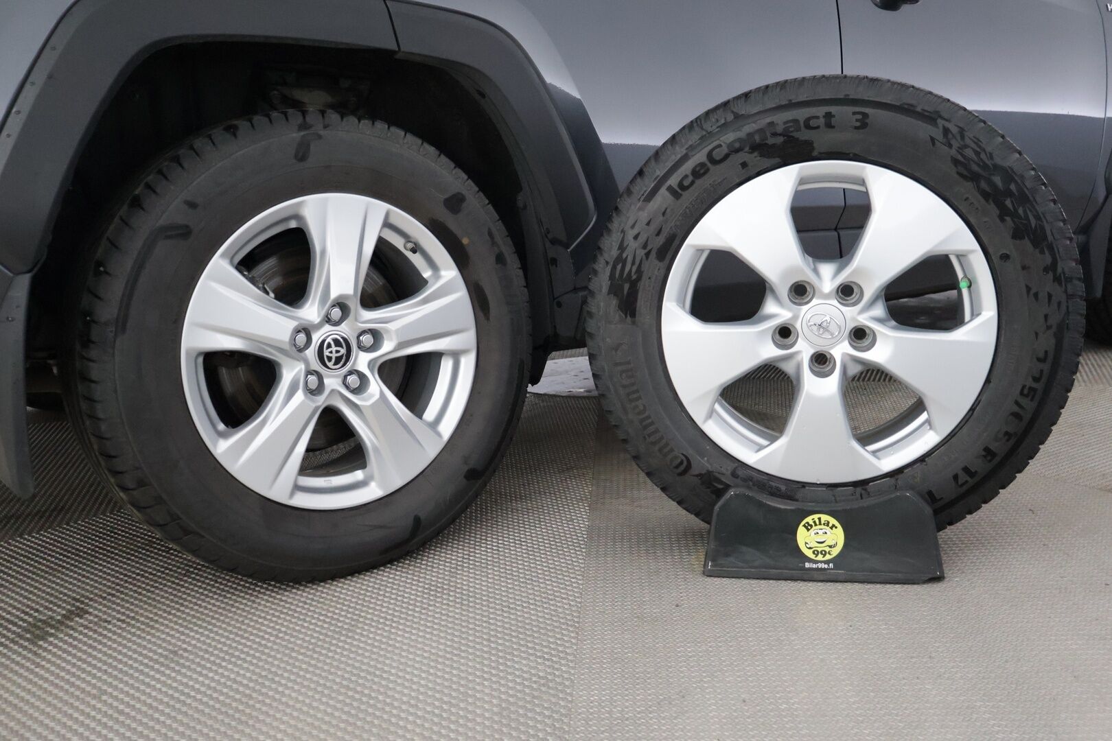 Toyota RAV4 2022 2,5 Hybrid Active Edition - 3,99 % KORKOTARJOUS TÄHÄN AUTOON - * ACC / Apple Car Play & Android Auto / Vetokoukku / Lohko+Sisä / Merkkihuollettu / Suomiauto *