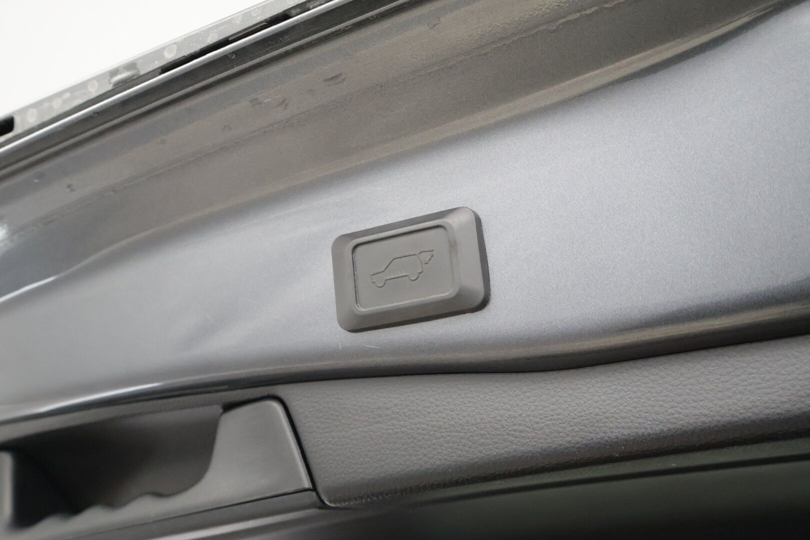 Toyota RAV4 2022 2,5 Hybrid Active Edition - 3,99 % KORKOTARJOUS TÄHÄN AUTOON - * ACC / Apple Car Play & Android Auto / Vetokoukku / Lohko+Sisä / Merkkihuollettu / Suomiauto *