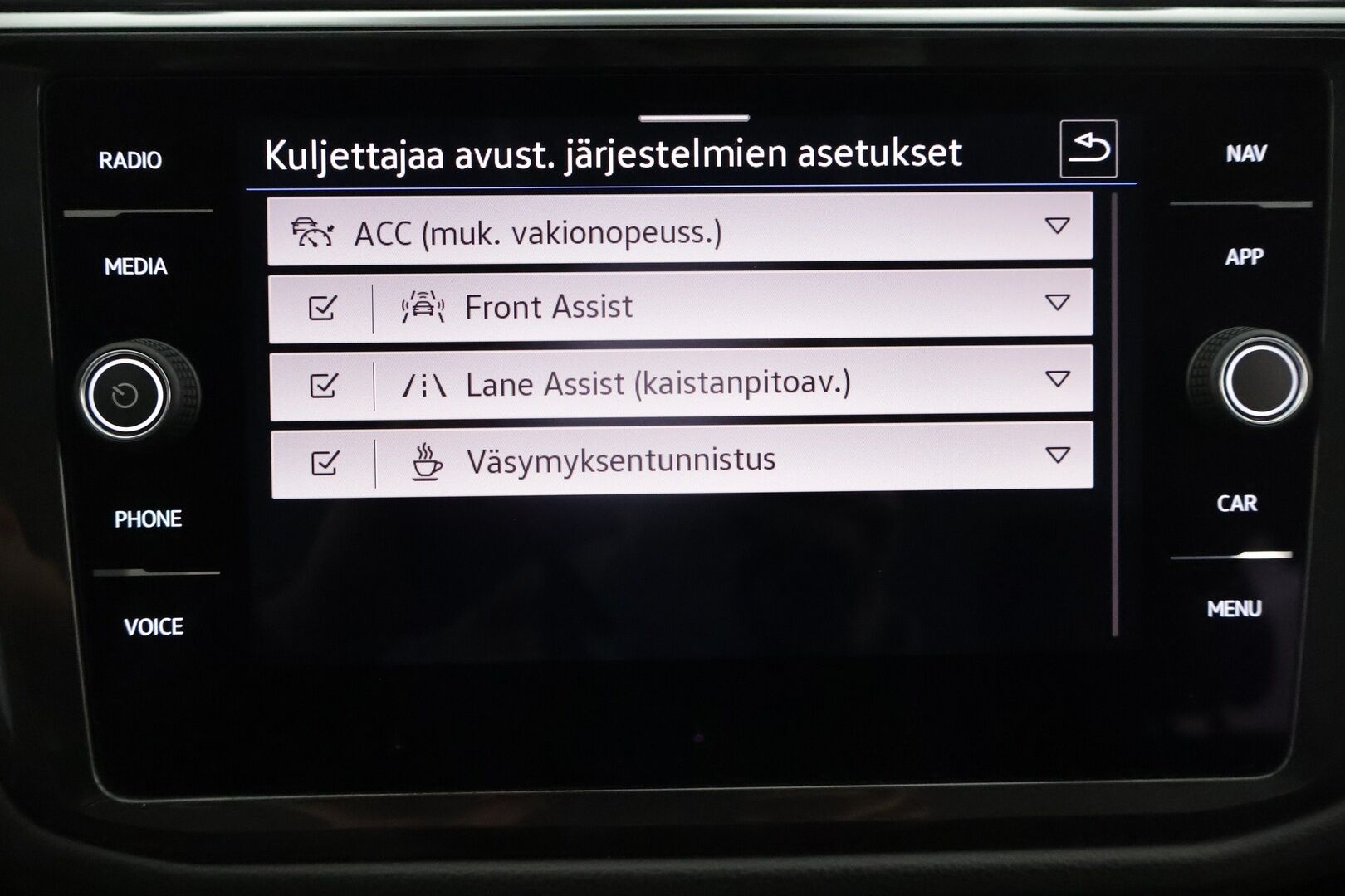 Volkswagen Tiguan 2022 2,0 TDI SCR 110 kW 4MOTION DSG-automaatti - Suomiauto / Webasto / Adapt.Vakkari / Vetokoukku / Adapt.LED / Ratinlämmitys / Facelift / Merkkihuollettu!