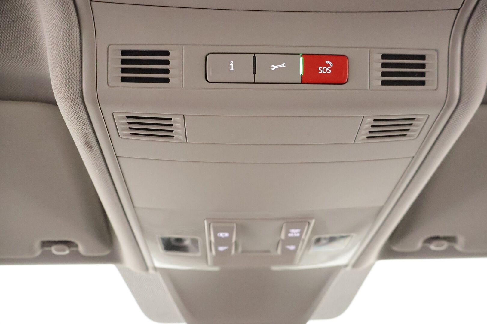 Volkswagen Tiguan 2022 2,0 TDI SCR 110 kW 4MOTION DSG-automaatti - Suomiauto / Webasto / Adapt.Vakkari / Vetokoukku / Adapt.LED / Ratinlämmitys / Facelift / Merkkihuollettu!