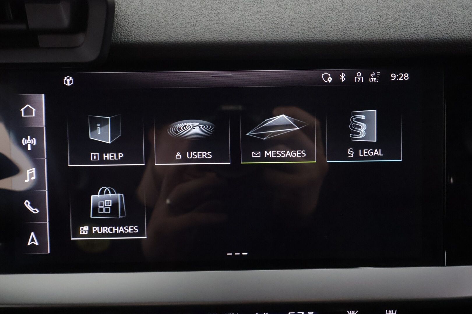 Audi A3 2022 Sedan Business Advanced 35 TFSI 110 kW MHEV S tronic * ACC / P.tutkat / Webasto / LED / Sporttipenkit * - 1.Om Suomi-auto / Kahdet renkaat aluvanteilla