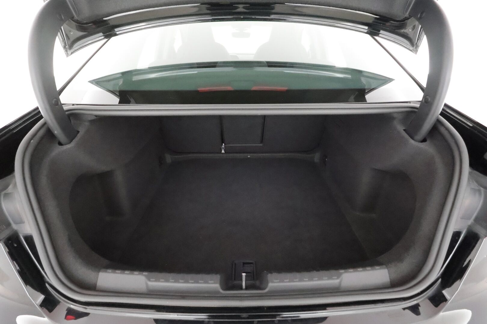 Audi A3 2022 Sedan Business Advanced 35 TFSI 110 kW MHEV S tronic * ACC / P.tutkat / Webasto / LED / Sporttipenkit * - 1.Om Suomi-auto / Kahdet renkaat aluvanteilla