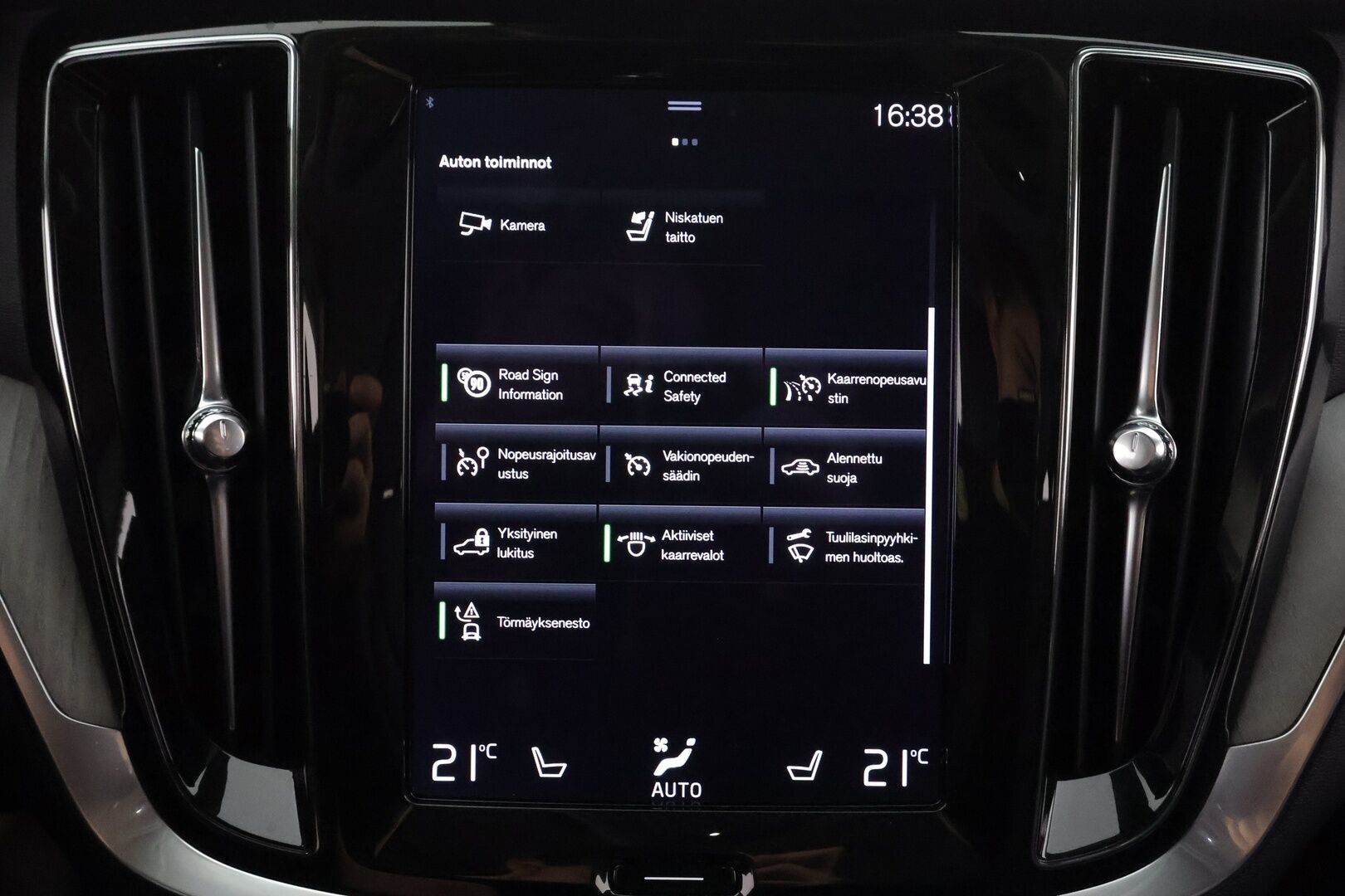 Volvo V60 2022 T8 TwE AWD Business Inscription Edition  aut - | ACC | Webasto | Koukku | Sporttinahat | Muistipenkki | Full-LED | P.kamera | Pilot Assist | High Performance Audio | Apple & Android | 