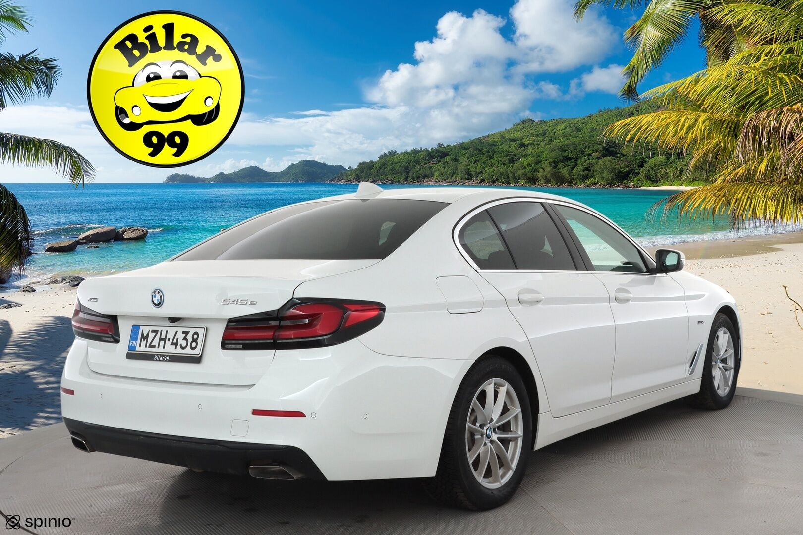 BMW 545 2022 G30 Sedan 545e xDrive A Charged Edition * P.kamera / Koukku / Navi / LED / Digimittaristo / Ratinlämmitin * - Suomi-auto / Akku kuntotarkastettu SoH 88,9% / Kahdet renkaat aluvanteilla / Merkkihuollettu - HULLUT AVAJAISHULINAT KORKOTARJOUS 3,29 %