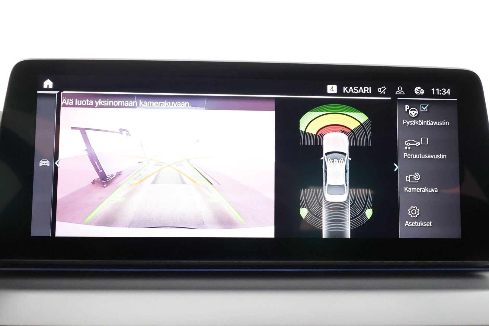 BMW 545 2022 G30 Sedan 545e xDrive A Charged Edition * P.kamera / Koukku / Navi / LED / Digimittaristo / Ratinlämmitin * - Suomi-auto / Akku kuntotarkastettu SoH 88,9% / Kahdet renkaat aluvanteilla / Merkkihuollettu - HULLUT AVAJAISHULINAT KORKOTARJOUS 3,29 %