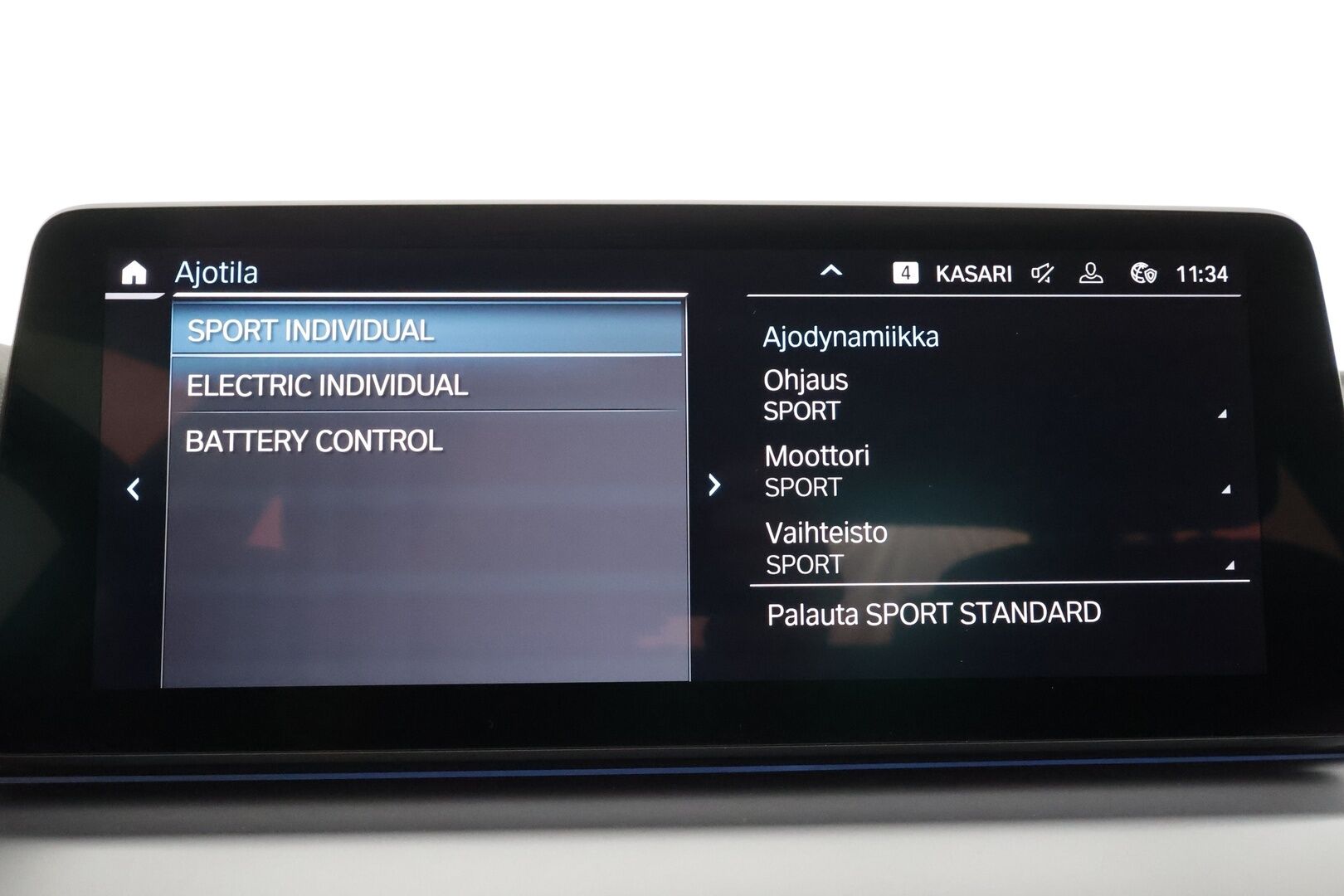 BMW 545 2022 G30 Sedan 545e xDrive A Charged Edition * P.kamera / Koukku / Navi / LED / Digimittaristo / Ratinlämmitin * - Suomi-auto / Akku kuntotarkastettu SoH 88,9% / Kahdet renkaat aluvanteilla / Merkkihuollettu - HULLUT AVAJAISHULINAT KORKOTARJOUS 3,29 %