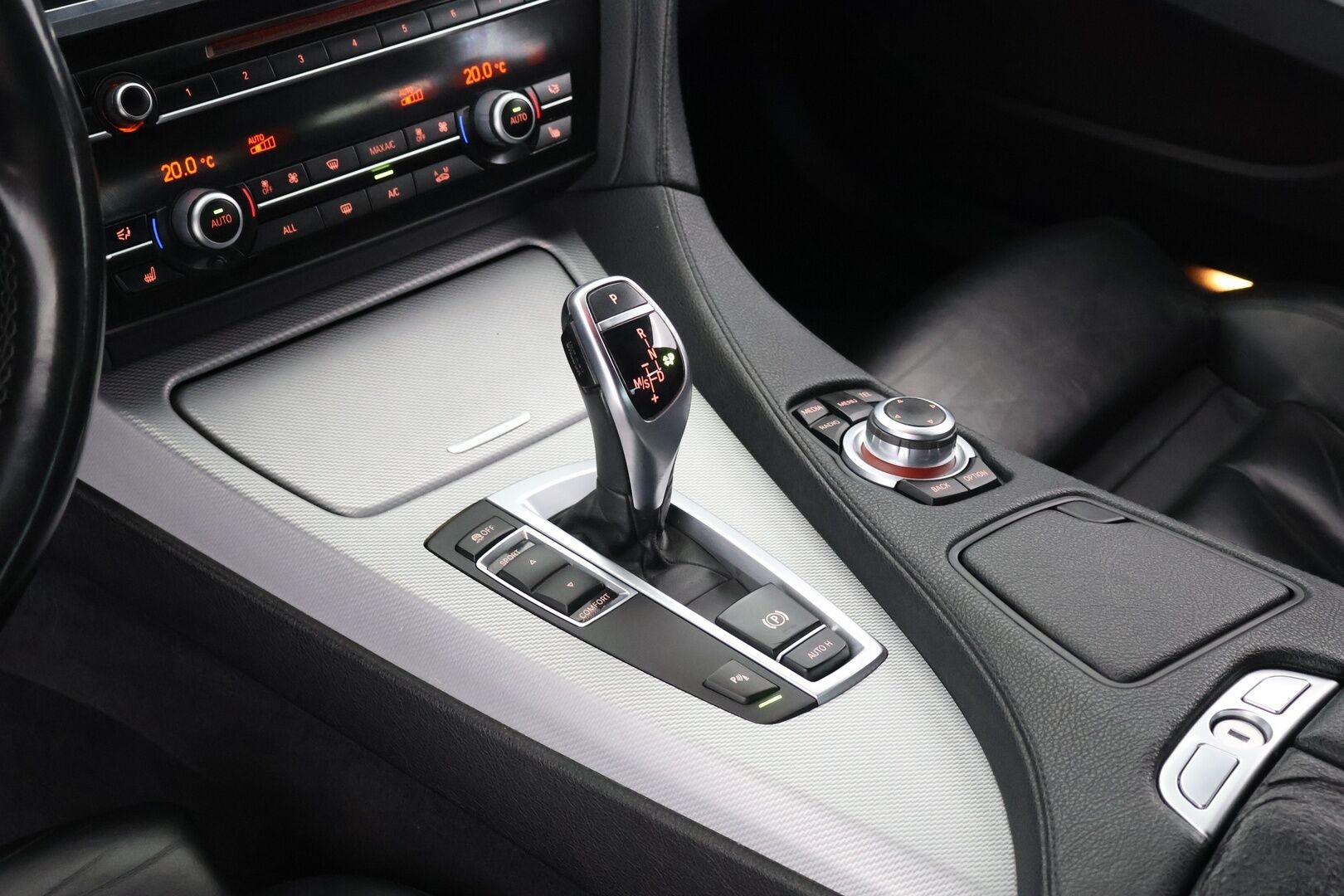 BMW 640 2013 TwinPower Turbo Sport A F06 Gran Coupé M-Sport - | P.kamera | Muistipenkki | Prof.navi | Tutkat | Nahkapenkit | Comfort access | Hifit | 
