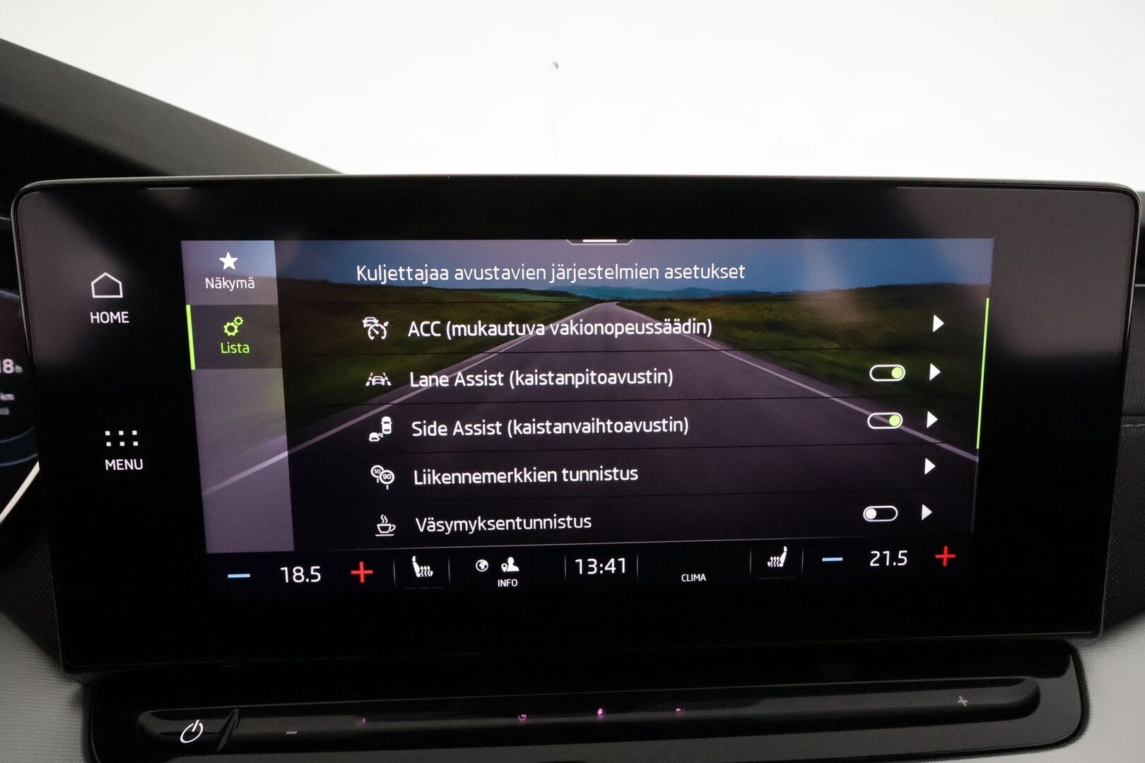 Skoda Octavia 2022 Combi 2.0 TSI 190 4x4 Style DSG *Webasto / Adapt.vakkari / Matrix LED / Koukku / Digimittaristo / Hierovat sporttipenkit / P.kamera* - 1-om. Suomi-auto / Merkkihuollettu / 