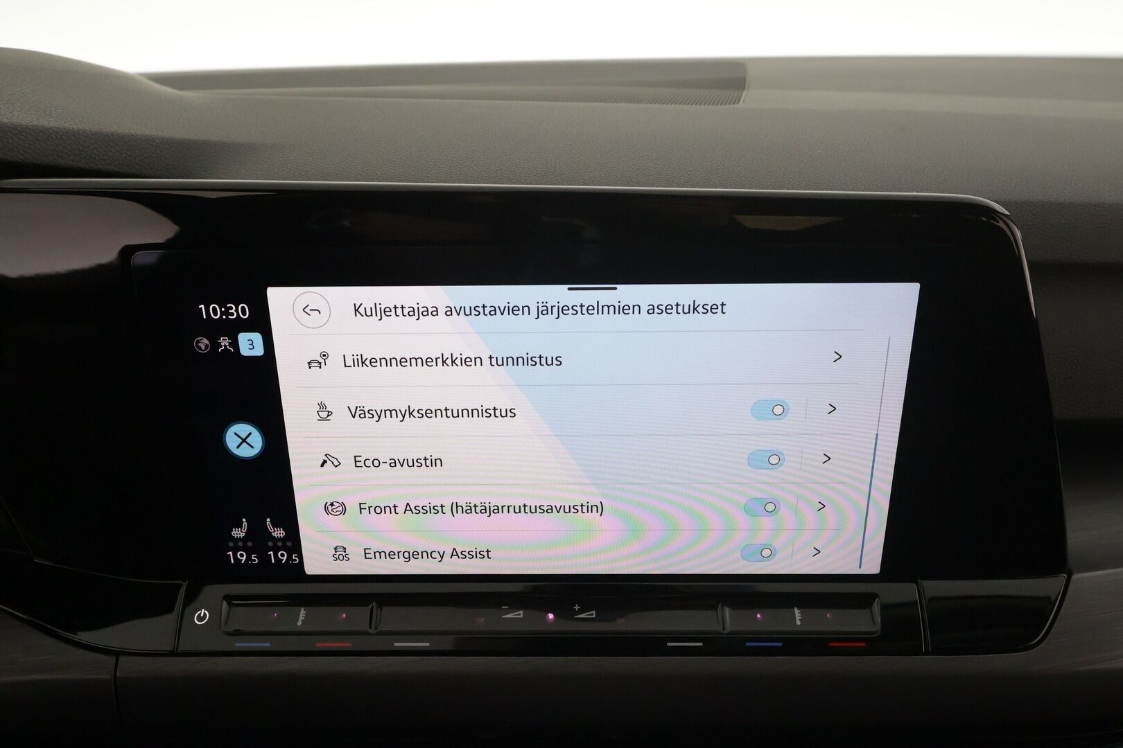 Volkswagen Golf 2022 Variant Style 1,5 eTSI 110 kW (MHEV) DSG * ACC / Webasto / P.kamera / IQ-Light / Keyless / Muistipenkki * - Suomi-auto / Kahdet Renkaat