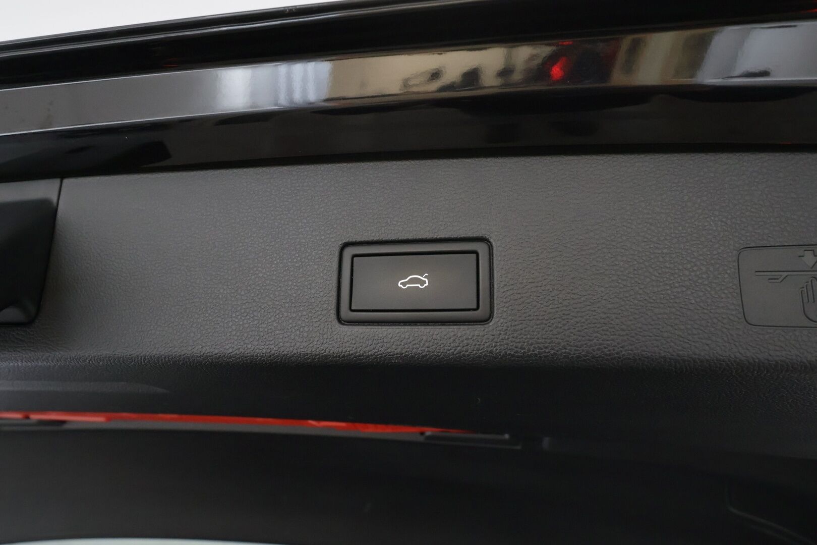 Volkswagen Golf 2022 Variant Style 1,5 eTSI 110 kW (MHEV) DSG * ACC / Webasto / P.kamera / IQ-Light / Keyless / Muistipenkki * - Suomi-auto / Kahdet Renkaat