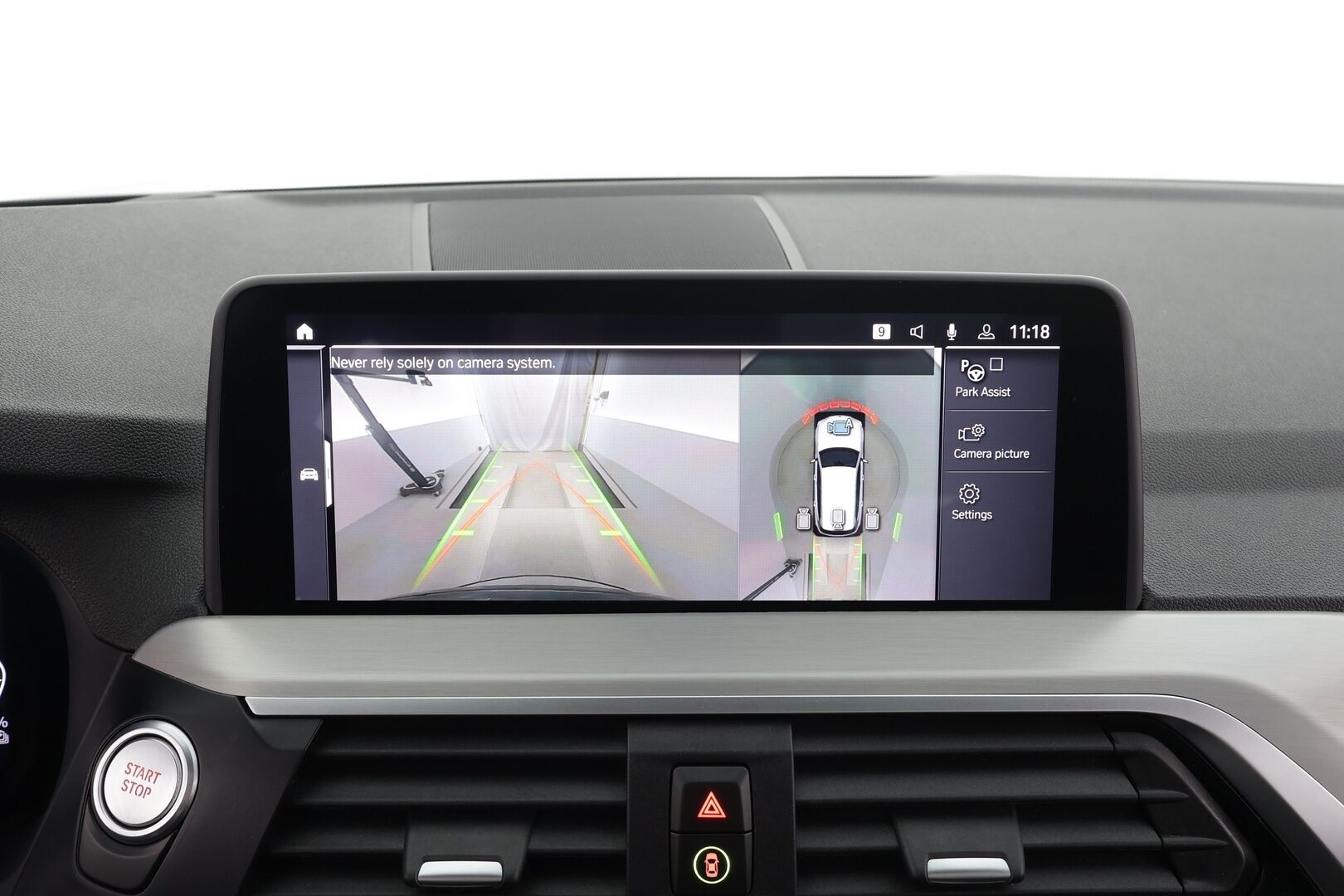 BMW X3 2020 G01 xDrive 30e A Charged Edition M Sport * ACC / HUD / H&K / Panorama / Comfort Access / Adapt.LED / Koukku / Navi / 360° * - Akku kuntotarkastettu SoH 94,9% / Ilmastoidut nahat / Muistipenkki / Kahdet renkaat aluvanteilla / Merkkihuollettu / Hyvät varusteet! - Osta nyt, maksa vasta ensi vuonna