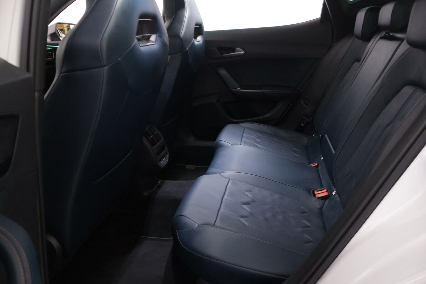 Cupra Formentor 2022 VZ 1.4 PHEV 180 kW e-HYBRID DSG - Suomi-auto | Adapt.vakkari | DCC-alusta | Merkkihuollettu | Bucket seats | Panorama | Vetokoukku | P.kamera | Muistipenkki 