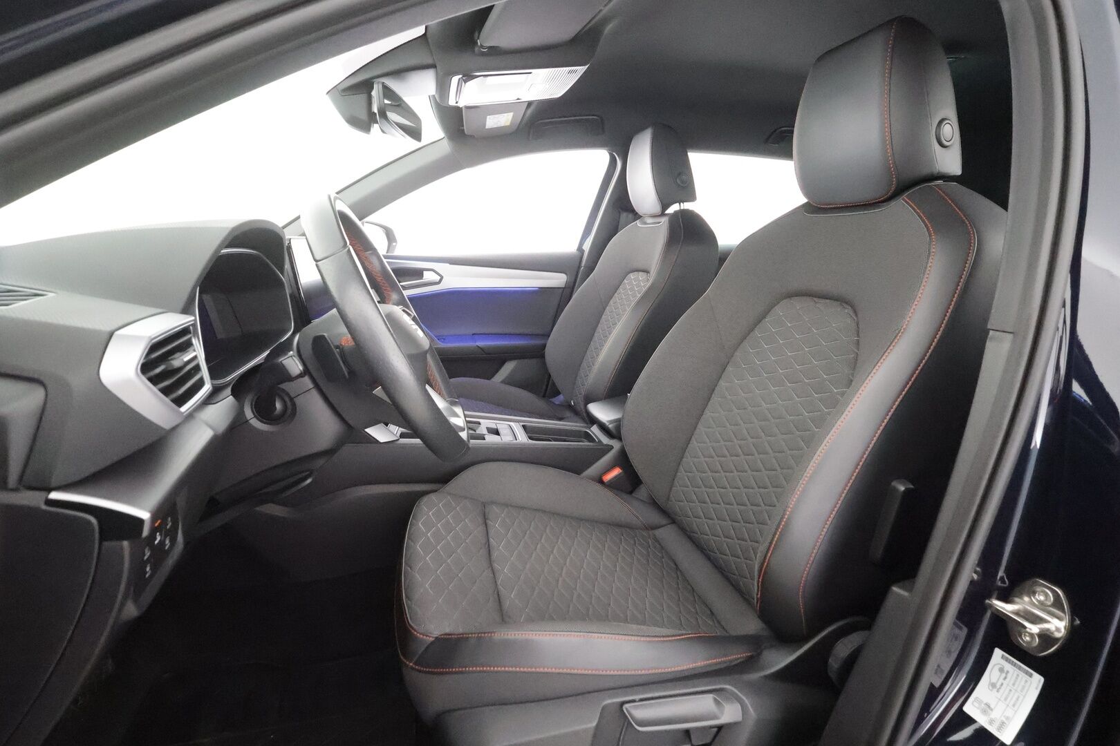 Seat Leon Sportstourer 2022 1,4 PHEV 204 eHybrid Xcellence DSG - | ACC | P.kamera | Ambient | Digimittaristo | Puolinahat | Lane assist | Side assist | LED | Sähk. takaluukku | Navi | Apple & Android | 