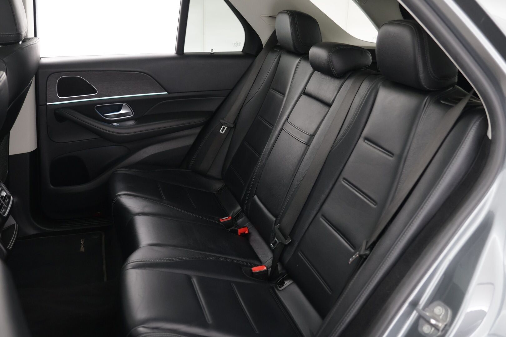 Mercedes-Benz GLE 2021 350 de 4MATIC EQ Power AMG */ Adapti vakkari / Bliss / 360-kamera / Panoraama / Widescreen / Ilma-alusta* - AMG-Styling sisä ja -ulkopaketit / AMG-vanteet / Ilma-alusta / Koukku