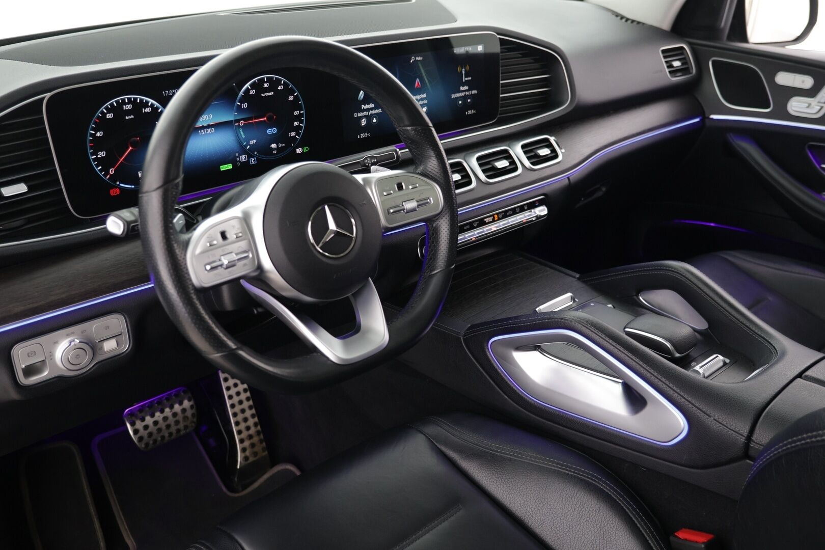 Mercedes-Benz GLE 2021 350 de 4MATIC EQ Power AMG */ Adapti vakkari / Bliss / 360-kamera / Panoraama / Widescreen / Ilma-alusta* - AMG-Styling sisä ja -ulkopaketit / AMG-vanteet / Ilma-alusta / Koukku
