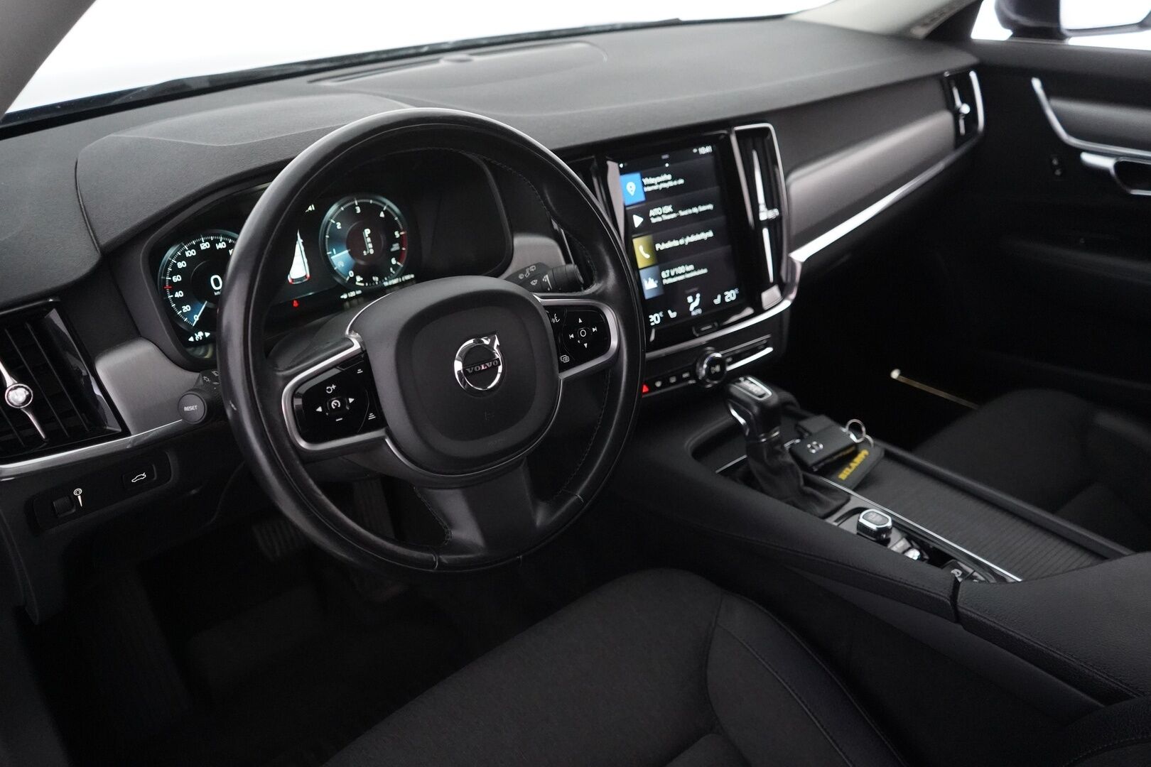 Volvo V90 2019 D4 AWD Inscription aut - ACC | Puolinahat | Koukku | Kahdet vanteet | Jakopää 2025 | Juuri huollettu - KORKO VAIN 3,99 %