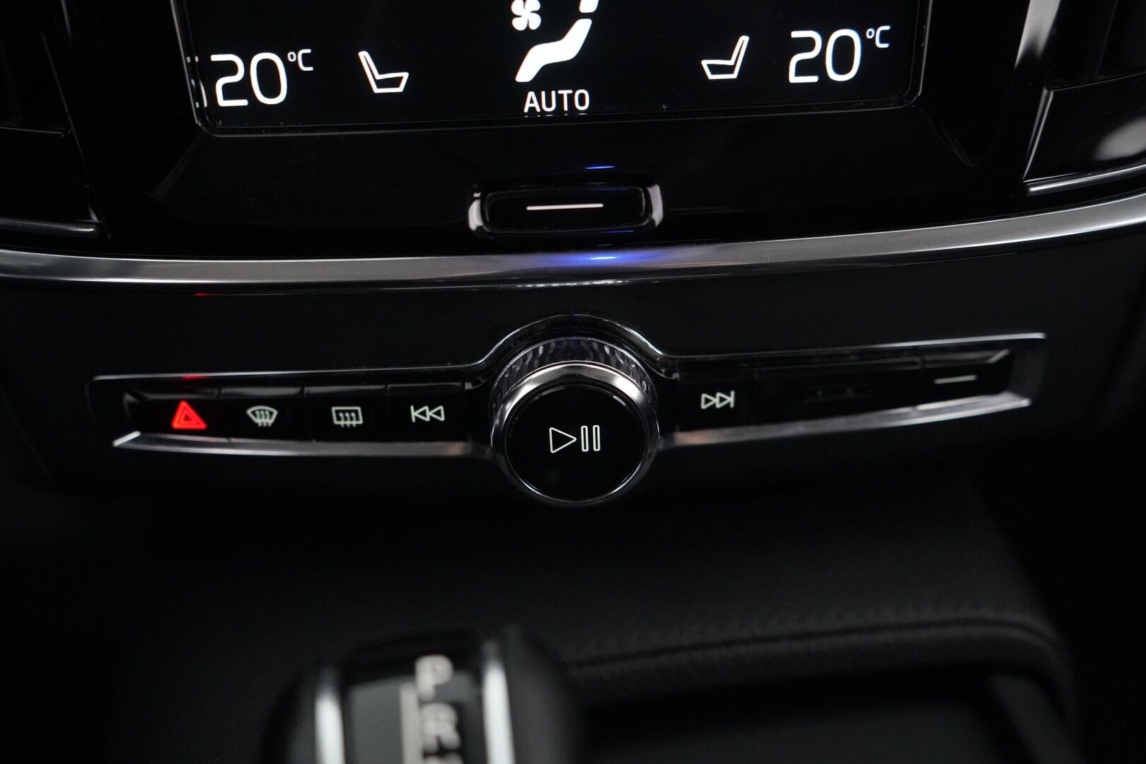 Volvo V90 2019 D4 AWD Inscription aut - ACC | Puolinahat | Koukku | Kahdet vanteet | Jakopää 2025 | Juuri huollettu - KORKO VAIN 3,99 %