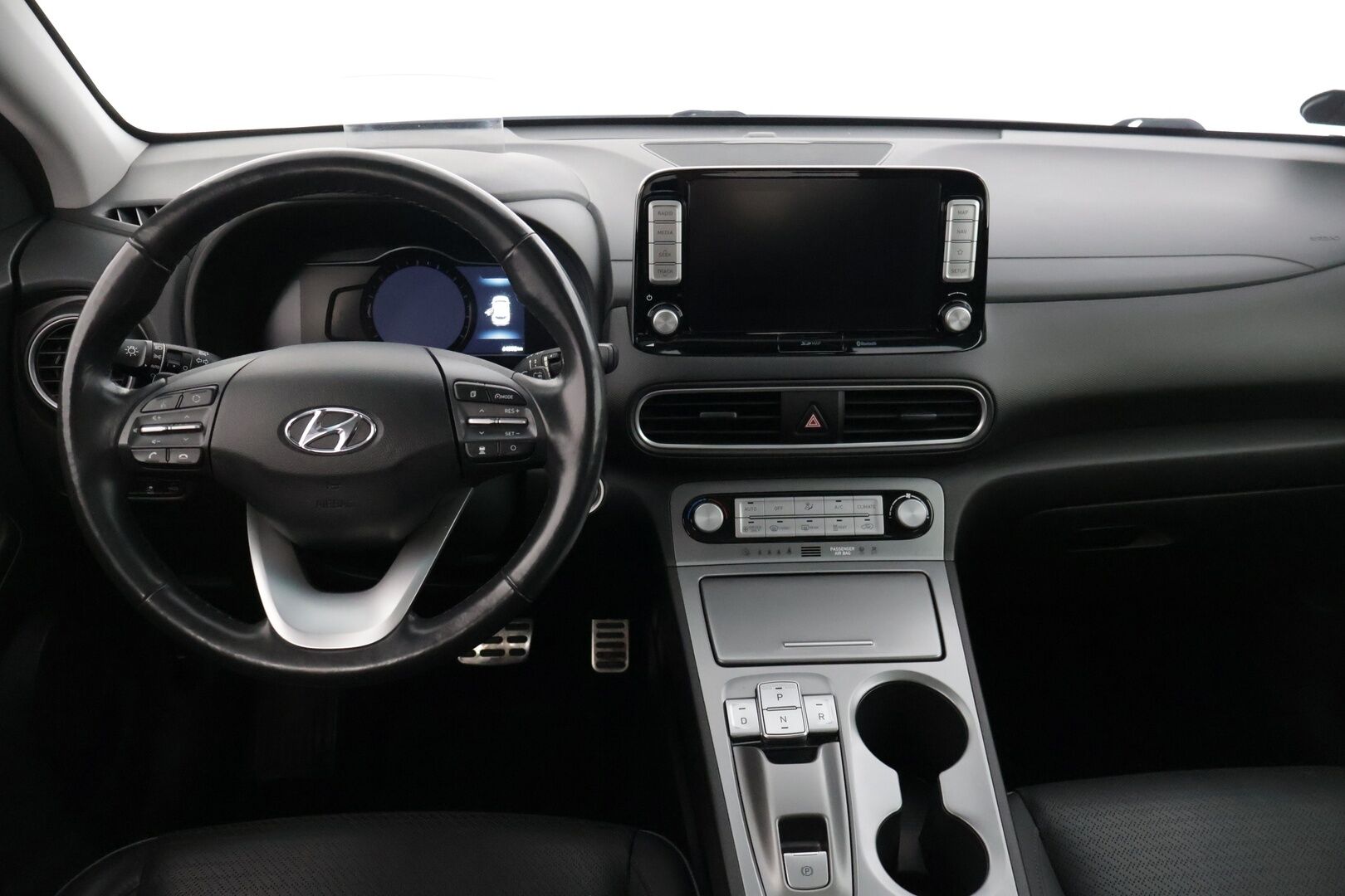 Hyundai KONA 2019 Hyundai Kona Style Hud / Krell Audio / Blis / Nahkasisusta / Ilmastoidut Penkit / Ratinlämmitin / Kattoluukku - TULOSSA MYYNTIIN! 