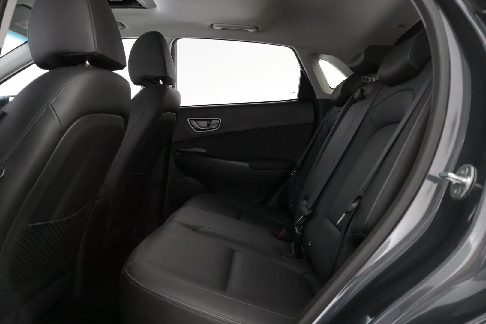 Hyundai KONA 2019 Hyundai Kona Style Hud / Krell Audio / Blis / Nahkasisusta / Ilmastoidut Penkit / Ratinlämmitin / Kattoluukku - TULOSSA MYYNTIIN! 