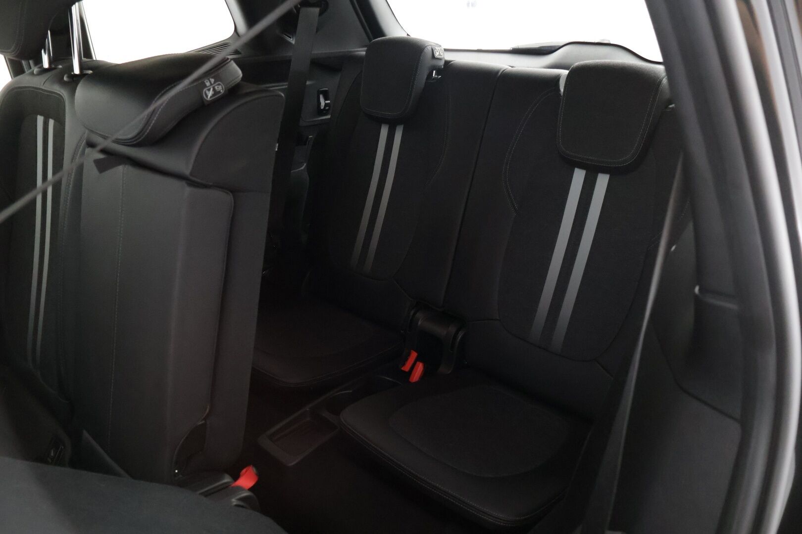 BMW 218 2021 218i Gran Tourer Farmari * P-Kamera / M-sport / 7-paikkainen / Sisätilan lämmitin / Vakkari / Vetokoukku / Applecarplay * - Siisti / 7-Paikkainen / 2xrenkaat / Hyvin huollettu 
