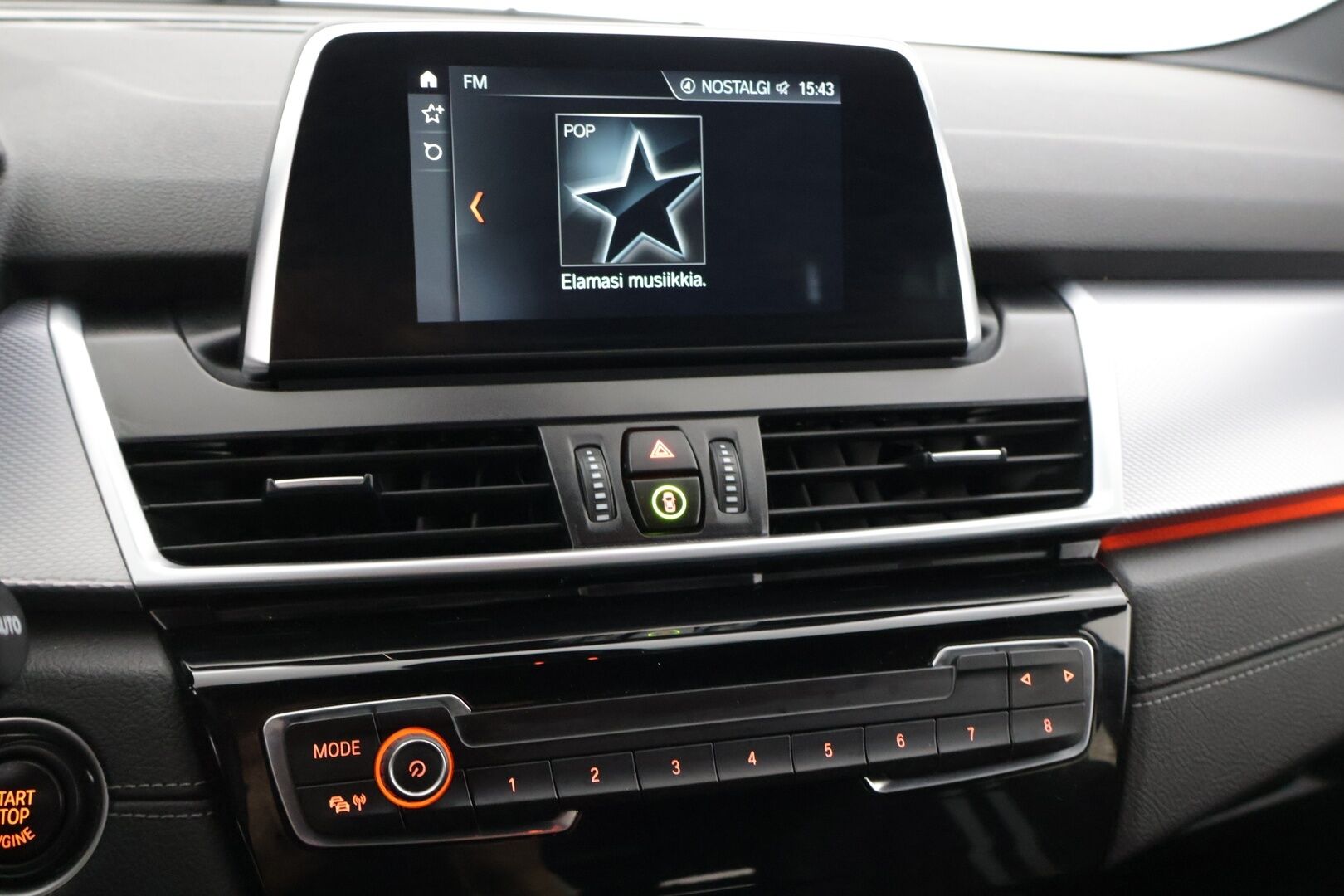 BMW 218 2021 218i Gran Tourer Farmari * P-Kamera / M-sport / 7-paikkainen / Sisätilan lämmitin / Vakkari / Vetokoukku / Applecarplay * - Siisti / 7-Paikkainen / 2xrenkaat / Hyvin huollettu 