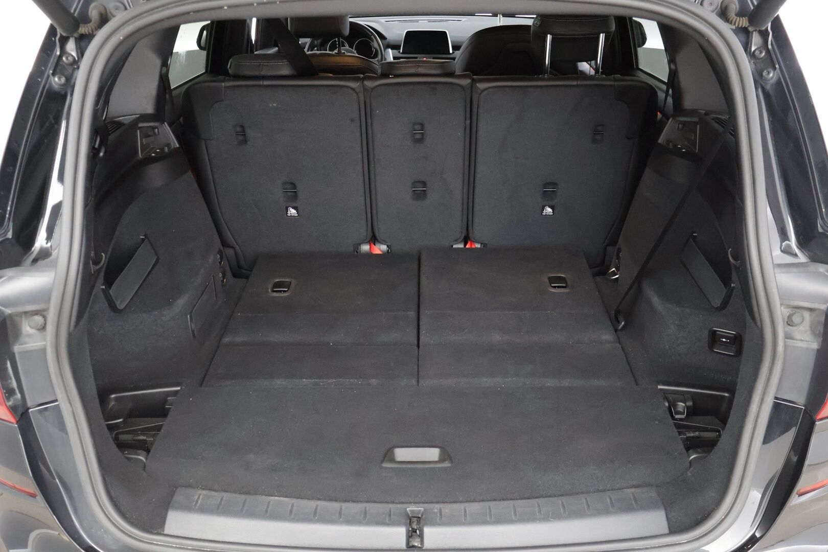 BMW 218 2021 218i Gran Tourer Farmari * P-Kamera / M-sport / 7-paikkainen / Sisätilan lämmitin / Vakkari / Vetokoukku / Applecarplay * - Siisti / 7-Paikkainen / 2xrenkaat / Hyvin huollettu 