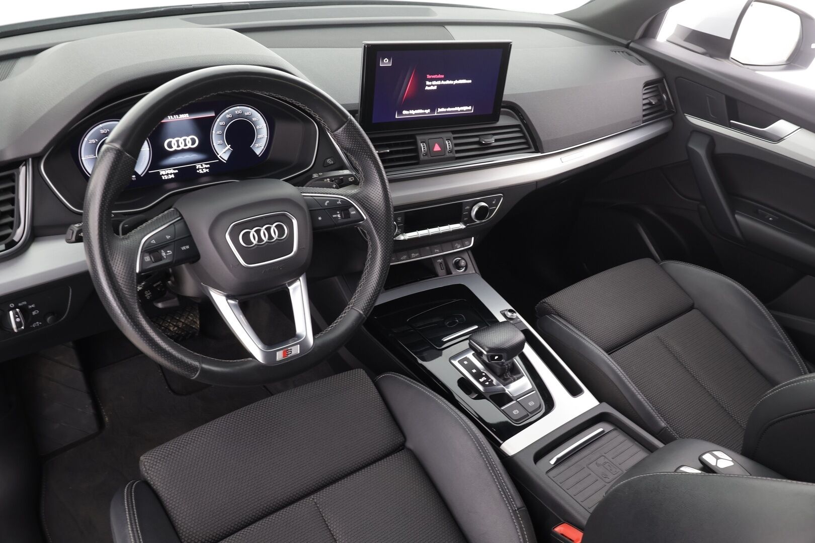 Audi Q5 2021 Q5 Sportback 50 TFSI e S-Line * ACC / Ilma-alusta / P.kamera / LED / Koukku / Sporttipenkit / Digimittaristo * - 1.Om Suomi-auto / Kahdet renkaat aluvanteilla / Merkkihuollettu - Osta nyt, maksa vasta ensi vuonna