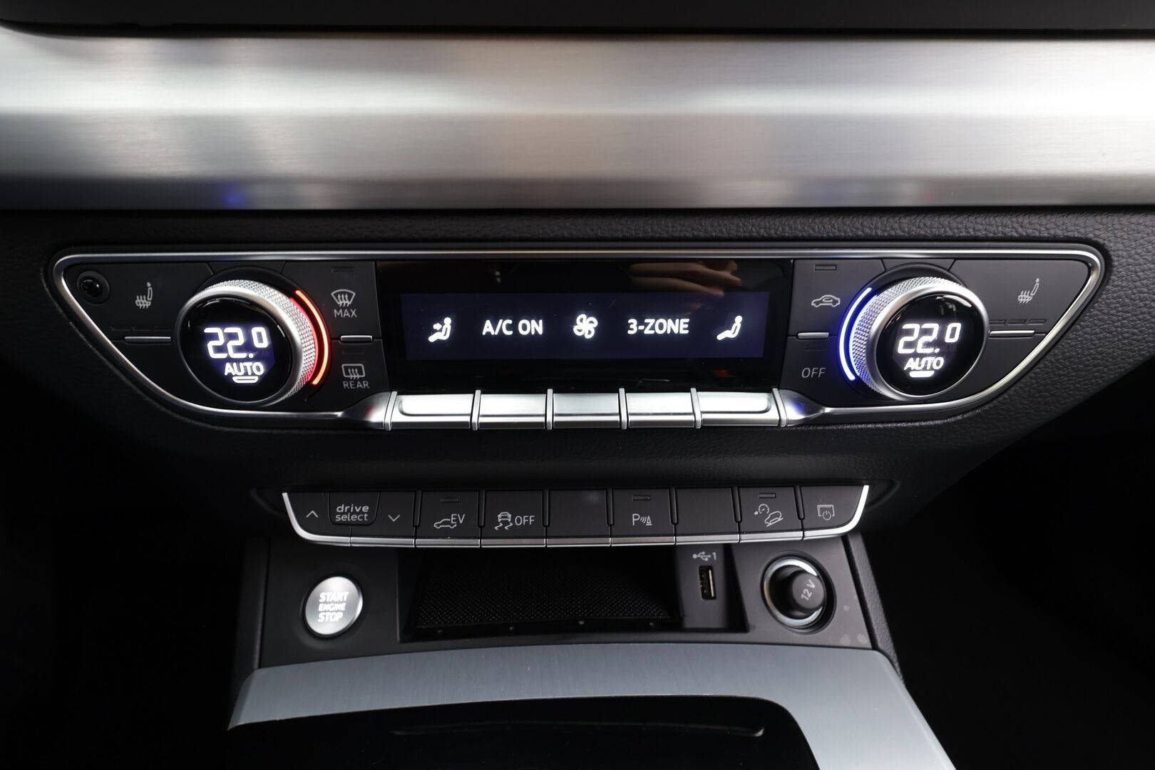 Audi Q5 2021 Q5 Sportback 50 TFSI e S-Line * ACC / Ilma-alusta / P.kamera / LED / Koukku / Sporttipenkit / Digimittaristo * - 1.Om Suomi-auto / Kahdet renkaat aluvanteilla / Merkkihuollettu - Osta nyt, maksa vasta ensi vuonna