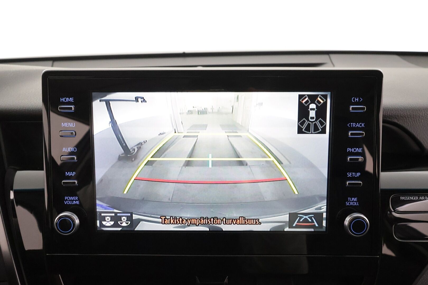 Toyota Camry 2022 2,5 Hybrid Style * ACC / Lohko / P.kamera / Sähköpenkit / Navi / LED / Nahat / Keyless / Ratinlämmitin / Facelift * - Suomi-auto / Kahdet renkaat aluvanteilla / Merkkihuollettu - HULLUT AVAJAISHULINAT KORKOTARJOUS 3,29 %