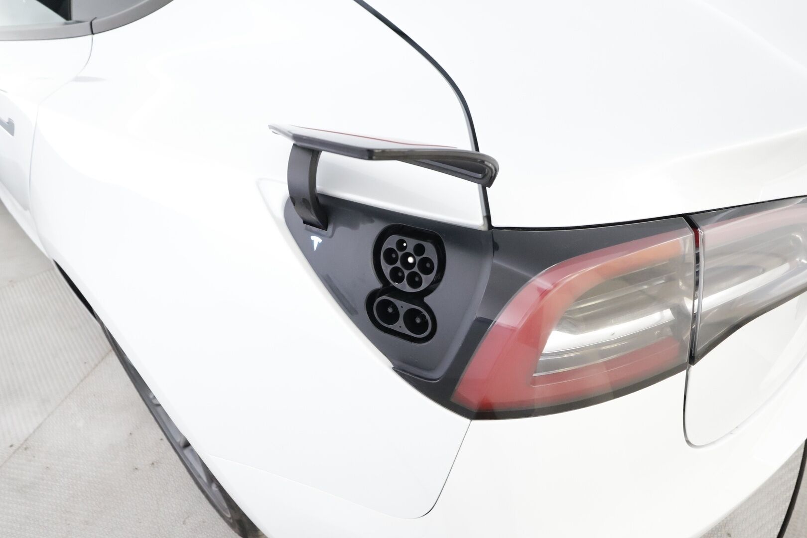 Tesla Model 3 2021 Standard Range Plus - | ILP | Lasikatto | ACC | P.kamera | Matrix-LED | Muistipenkki | Premium Speakers | Navi | Kaistavahti | Keyless | Suomi-auto | 