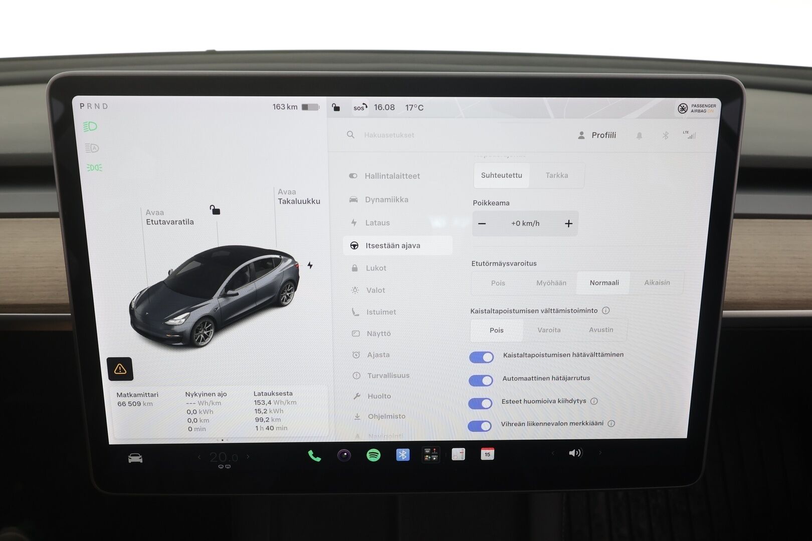 Tesla Model 3 2021 Standard Range Plus - | ILP | Lasikatto | ACC | Matrix-LED | P.Kamera | Muistipenkki | Navi | Kaistavahti | Keyless | 1-om Suomi-auto | Kahdet renkaat |