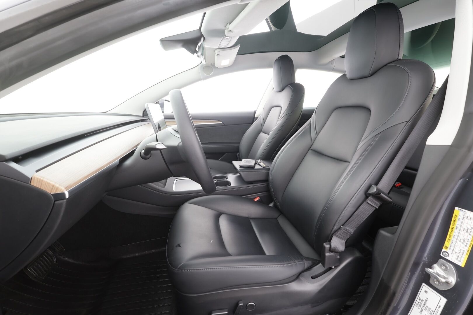 Tesla Model 3 2021 Standard Range Plus - | ILP | Lasikatto | ACC | Matrix-LED | P.Kamera | Muistipenkki | Navi | Kaistavahti | Keyless | 1-om Suomi-auto | Kahdet renkaat |