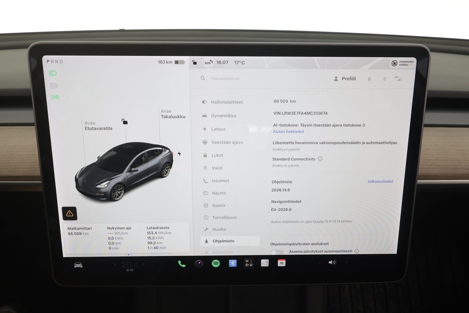 Tesla Model 3 2021 Standard Range Plus - | ILP | Lasikatto | ACC | Matrix-LED | P.Kamera | Muistipenkki | Navi | Kaistavahti | Keyless | 1-om Suomi-auto | Kahdet renkaat |