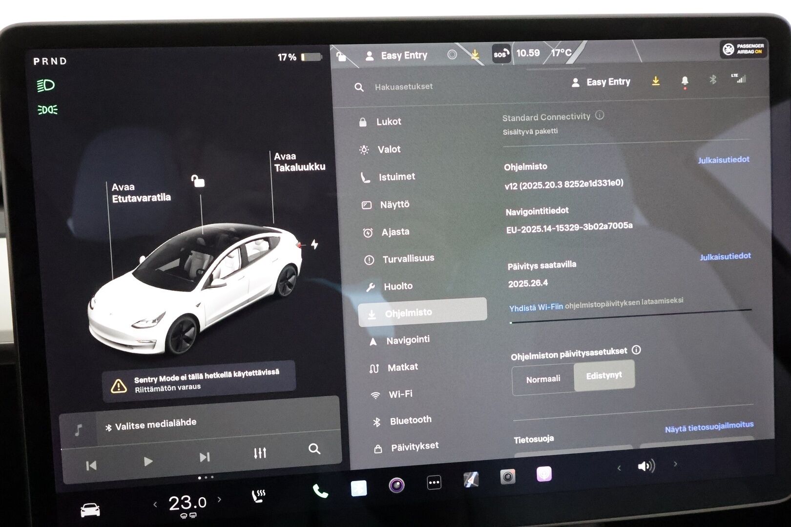 Tesla Model 3 2021 Standard Range Plus **Lasikatto / Lämpöpumppu / Adapt.Vakkari / Matrix-LED / P.kamera / Navi / Kaistavahti / Keyless** - 1-om Suomi-auto / 2x Latauskaapelit / Kahdet Renkaat