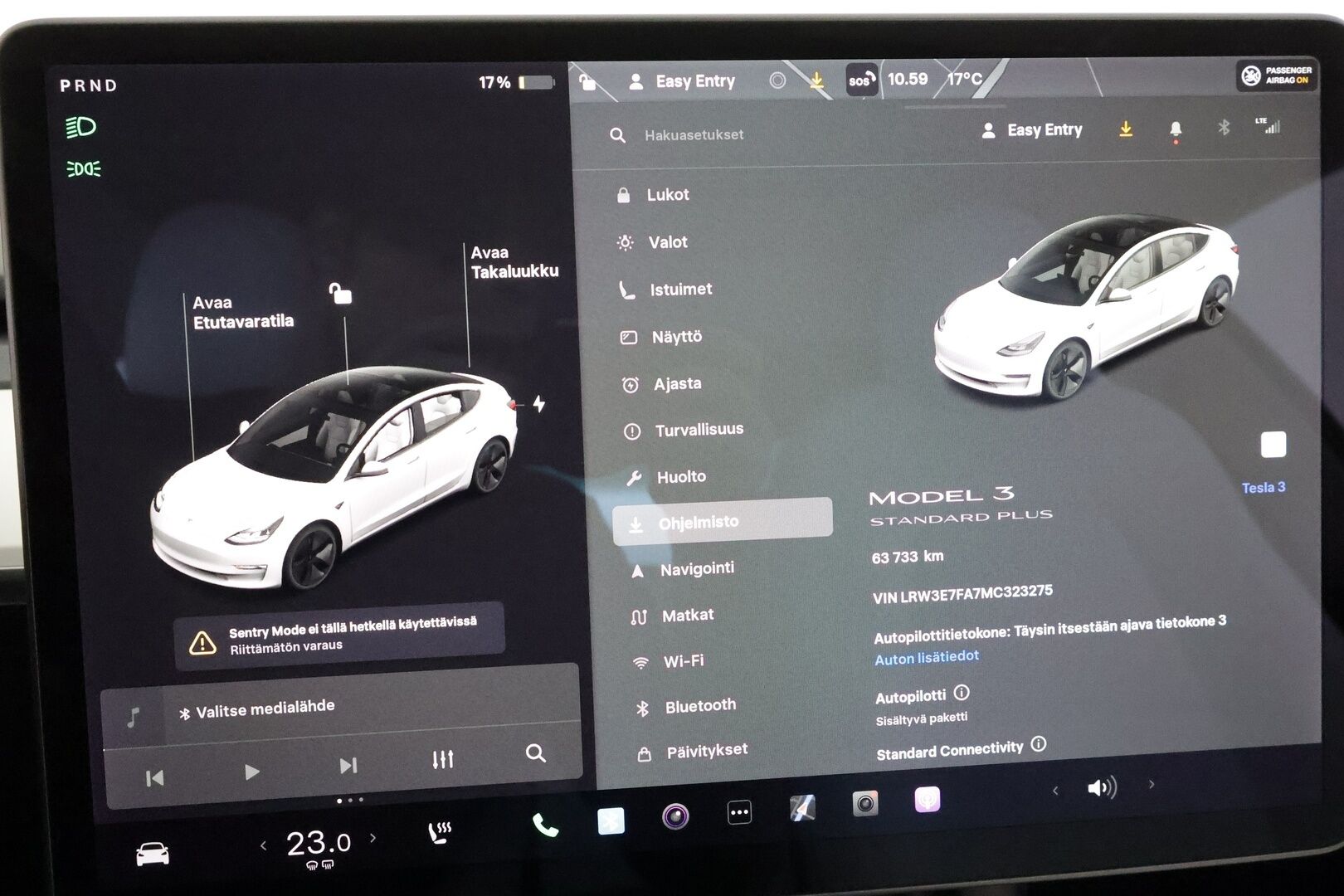 Tesla Model 3 2021 Standard Range Plus **Lasikatto / Lämpöpumppu / Adapt.Vakkari / Matrix-LED / P.kamera / Navi / Kaistavahti / Keyless** - 1-om Suomi-auto / 2x Latauskaapelit / Kahdet Renkaat