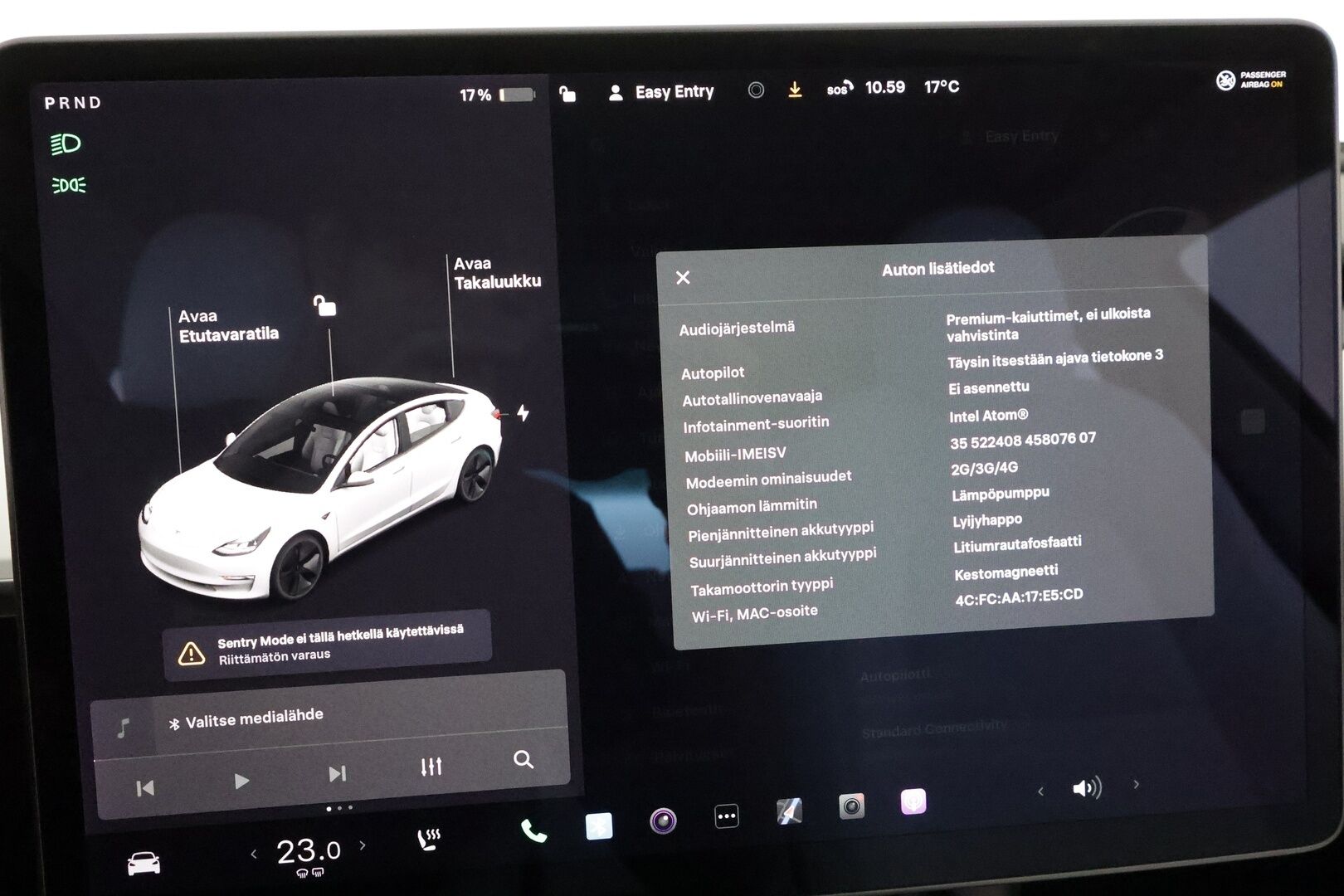 Tesla Model 3 2021 Standard Range Plus **Lasikatto / Lämpöpumppu / Adapt.Vakkari / Matrix-LED / P.kamera / Navi / Kaistavahti / Keyless** - 1-om Suomi-auto / 2x Latauskaapelit / Kahdet Renkaat