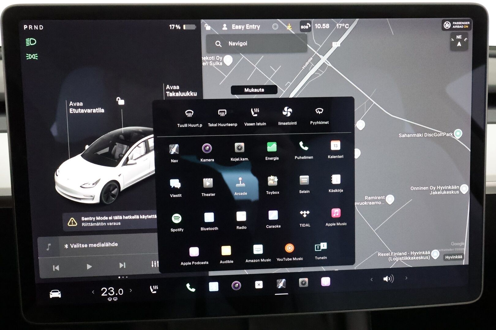 Tesla Model 3 2021 Standard Range Plus **Lasikatto / Lämpöpumppu / Adapt.Vakkari / Matrix-LED / P.kamera / Navi / Kaistavahti / Keyless** - 1-om Suomi-auto / 2x Latauskaapelit / Kahdet Renkaat