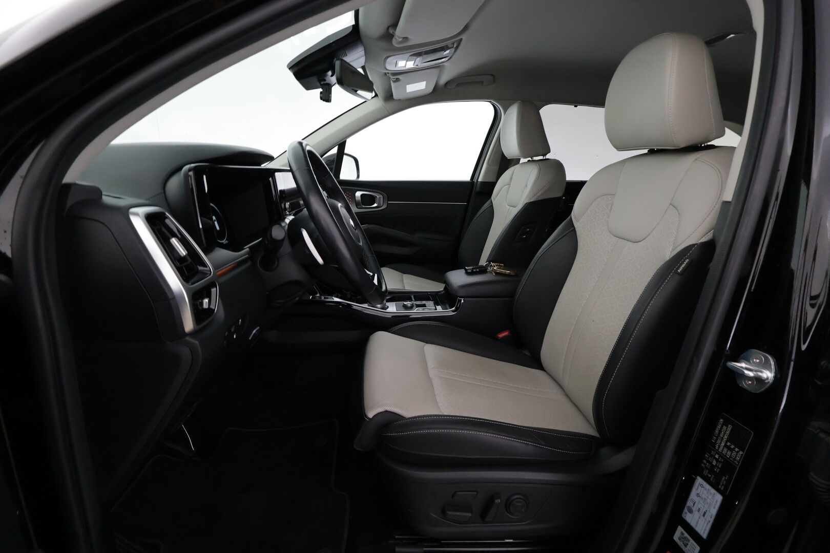 Kia Sorento 2021 1,6 T-GDI Plug-in Hybrid AWD Business Luxury AT 7P - | ACC | Koukku | Webasto | HUD | 360° | BOSE | Muistipenkki | Ilmastoidut sähkönahat | HDA | BSM | 1-om suomiauto | Merkkihuollot |