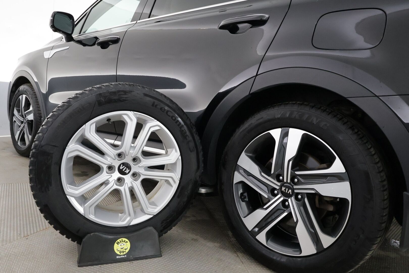 Kia Sorento 2021 1,6 T-GDI Plug-in Hybrid AWD Business Luxury AT 7P - | ACC | Koukku | Webasto | HUD | 360° | BOSE | Muistipenkki | Ilmastoidut sähkönahat | HDA | BSM | 1-om suomiauto | Merkkihuollot |