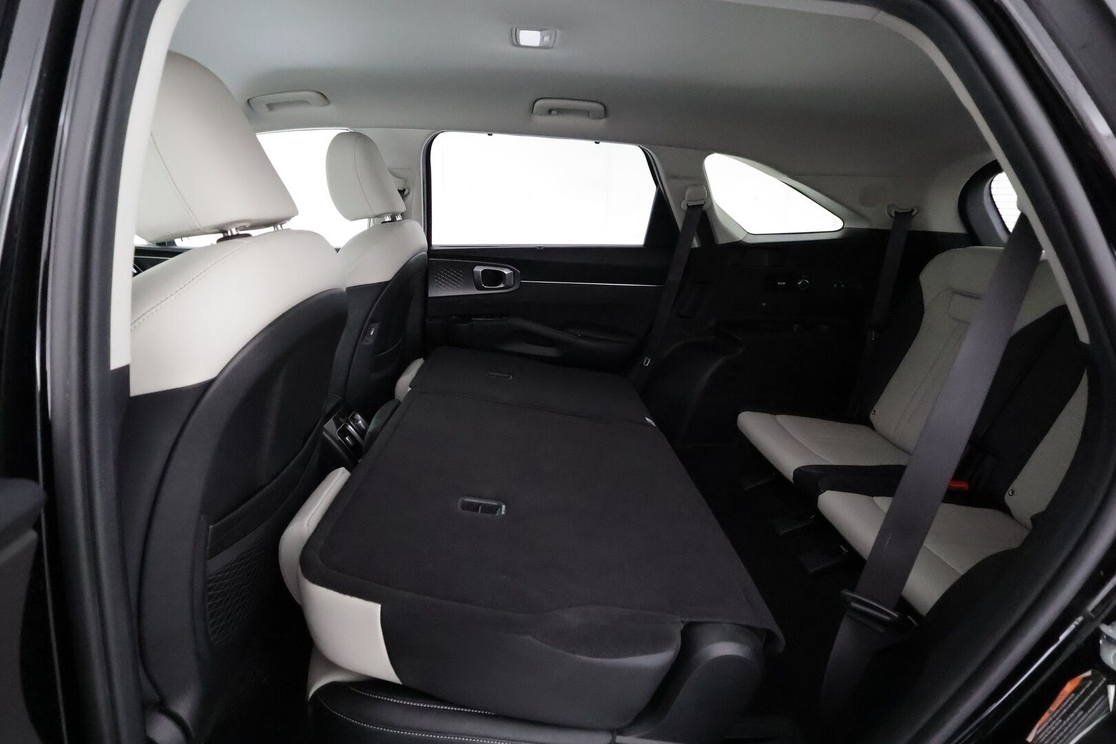 Kia Sorento 2021 1,6 T-GDI Plug-in Hybrid AWD Business Luxury AT 7P - | ACC | Koukku | Webasto | HUD | 360° | BOSE | Muistipenkki | Ilmastoidut sähkönahat | HDA | BSM | 1-om suomiauto | Merkkihuollot |