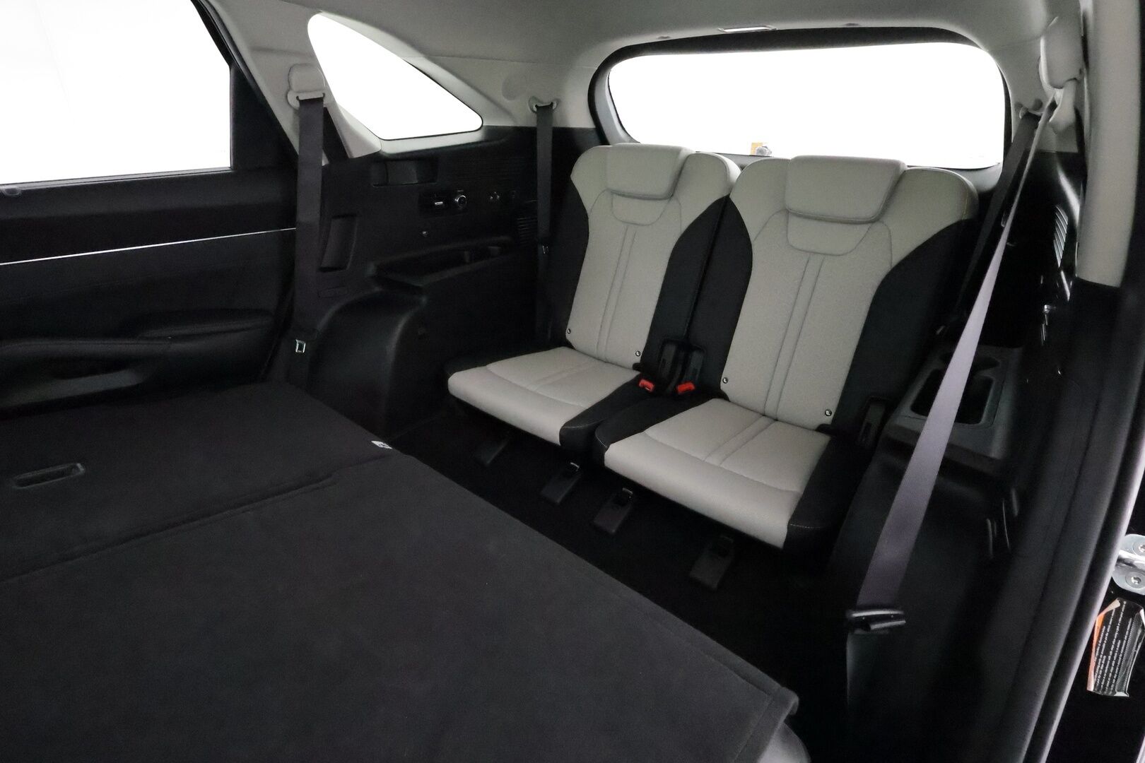 Kia Sorento 2021 1,6 T-GDI Plug-in Hybrid AWD Business Luxury AT 7P - | ACC | Koukku | Webasto | HUD | 360° | BOSE | Muistipenkki | Ilmastoidut sähkönahat | HDA | BSM | 1-om suomiauto | Merkkihuollot |