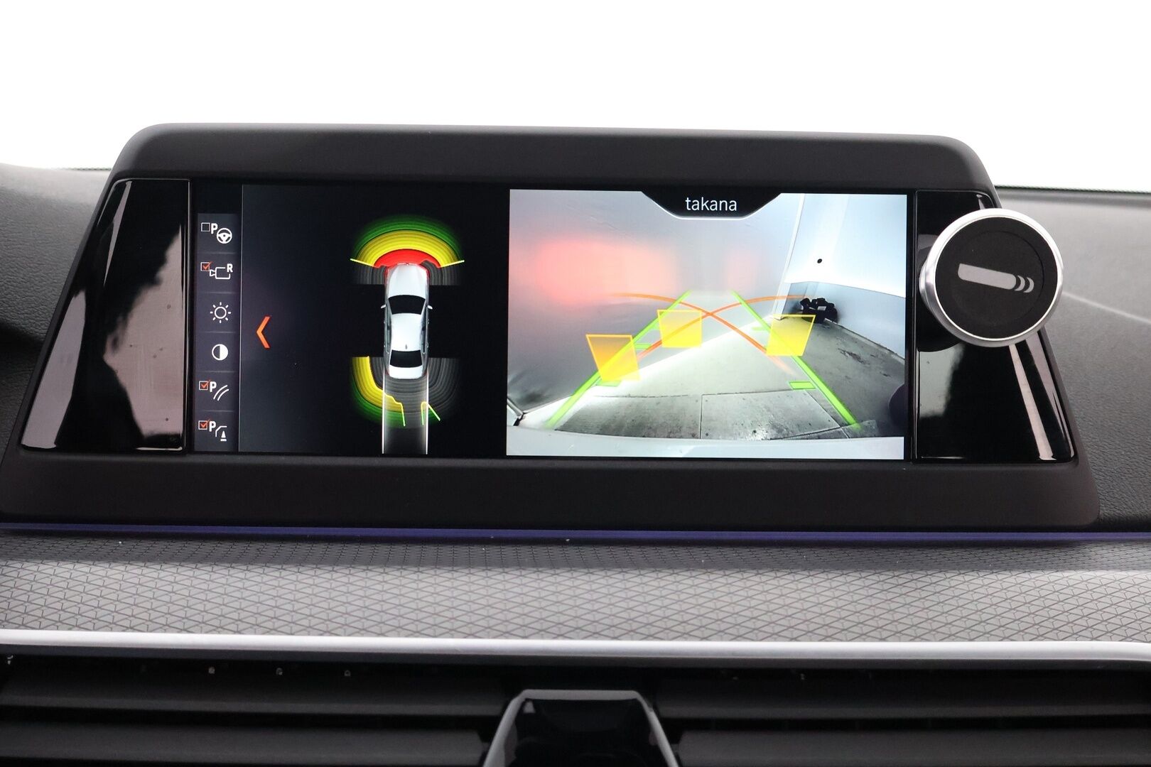 BMW 530 2019 G30 Sedan 530e A Charged Edition M Sport - Adapt.Vakkari / HUD / Peruutuskamera / HiFi / Driving Assistant Plus / Professional Navi / BLIS / Sporttipenkit / Näyttävä!