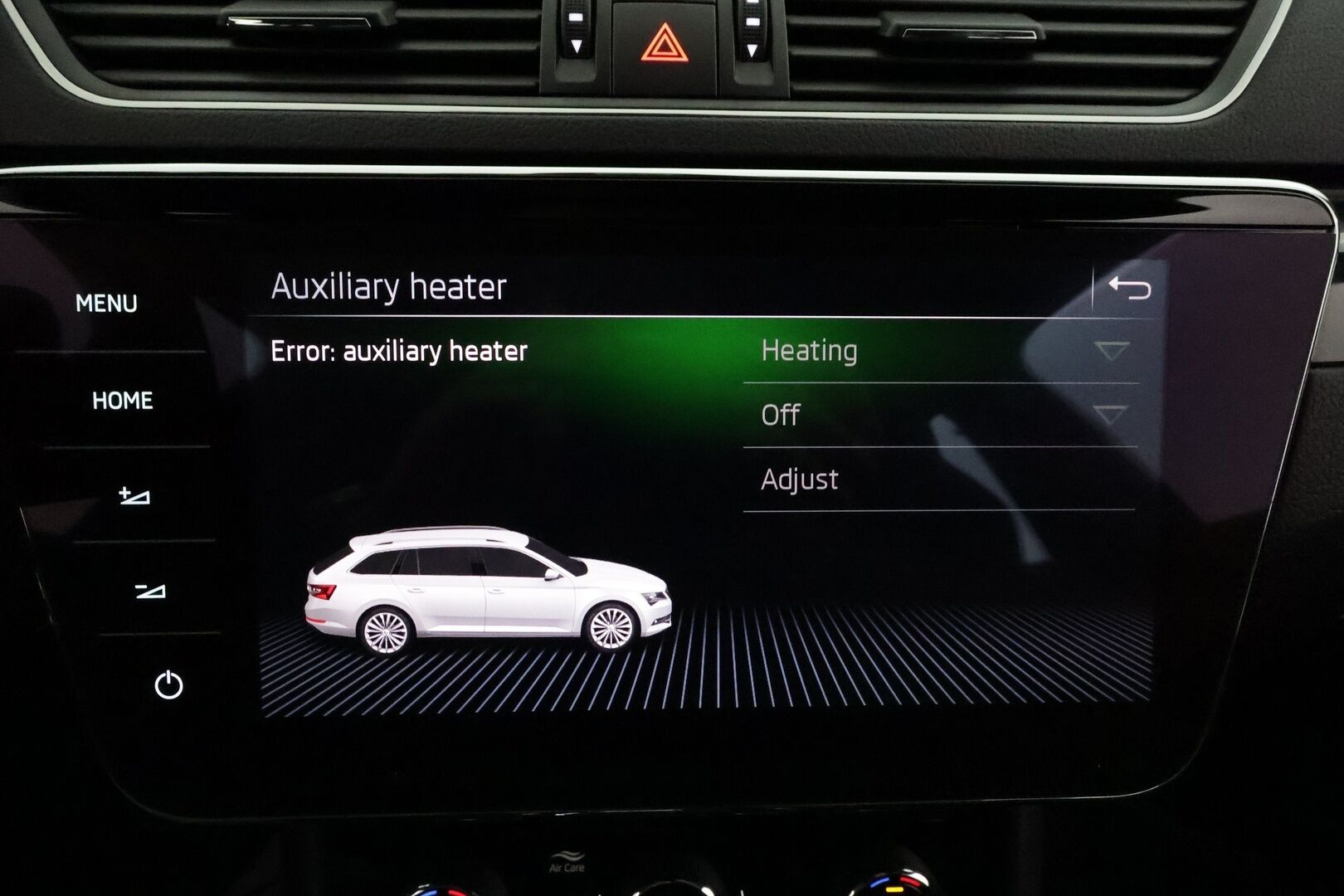 Skoda Superb 2018 1,8 TSI 180hv Sportline DSG Autom. **ACC / P.kamera / Webasto / Navi / Muistipenkki / Sporttipenkit / Koukku / Canton** - Kahdet renkaat aluvanteilla