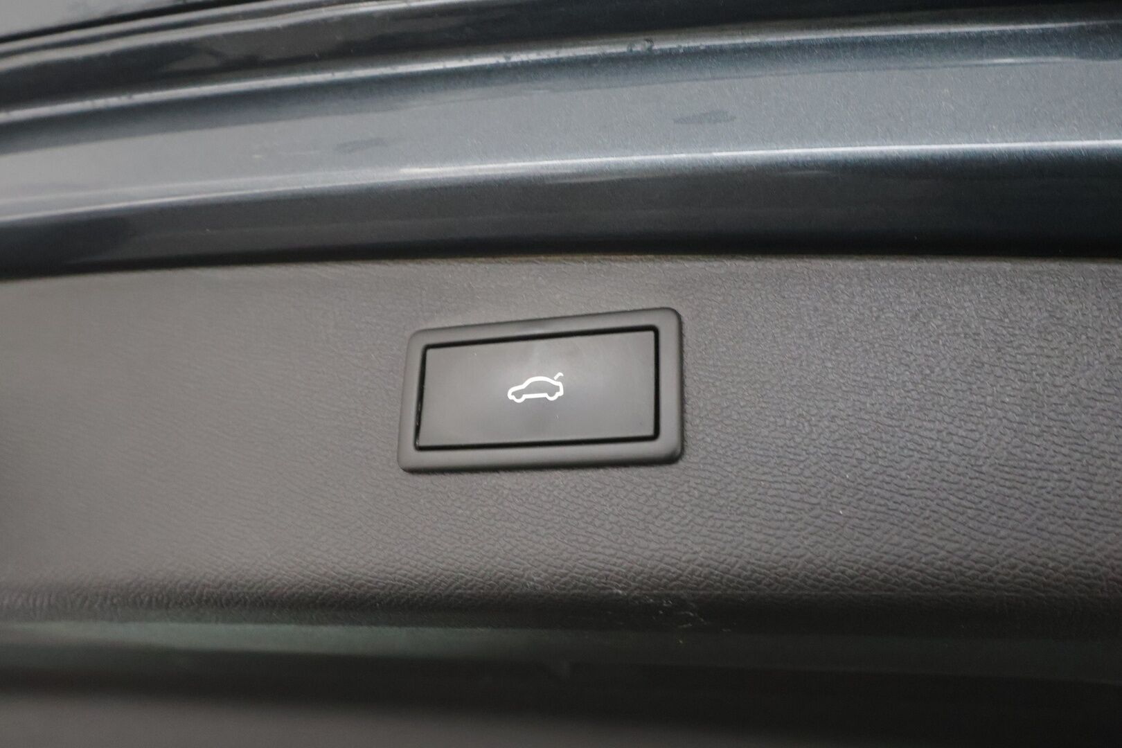 Seat Leon Sportstourer 2022 1,4 PHEV 204 eHybrid Xcellence DSG - | ACC | LED | Kamera | Navi | Apple&Android | Kaistavahti | Keyless | Akku kuntotarkastettu | Kahdet Seatin vanteet | Merkkihuollottu | 1-om Suomi-auto